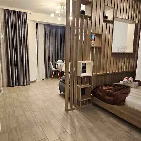 Black Sea Breeze Cu Piscina,sauna,gym Langa Plaja Apartmán Năvodari